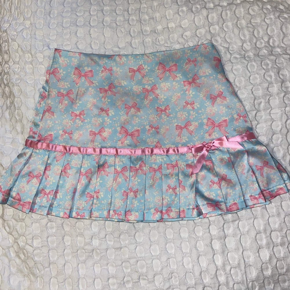 Baby blue and baby pink Dolls kill S Bow skirt